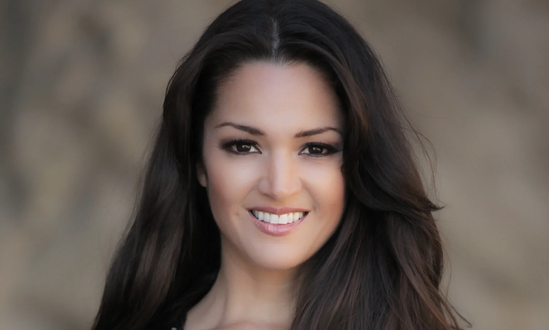 Serial aktrisa bilan porno